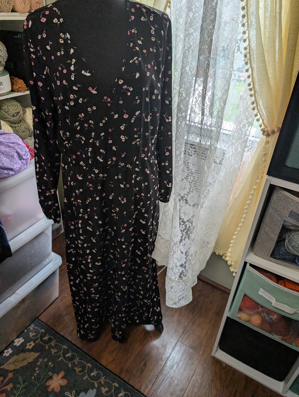 Bloomchic V-neck Maxi Floral Summer Dress- Sz 14/16